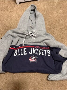 Columbus Blue Jackets Womens Gray & Navy Pullover Hoodie